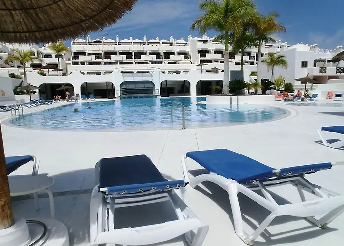 Blu Paradise - Heated Pool فيلة أذيخي